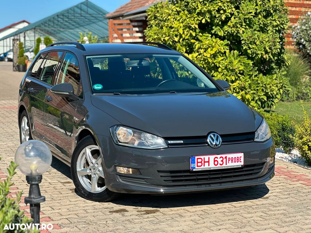 Volkswagen Golf 1.6 TDI BlueMotion Comfortline - 4