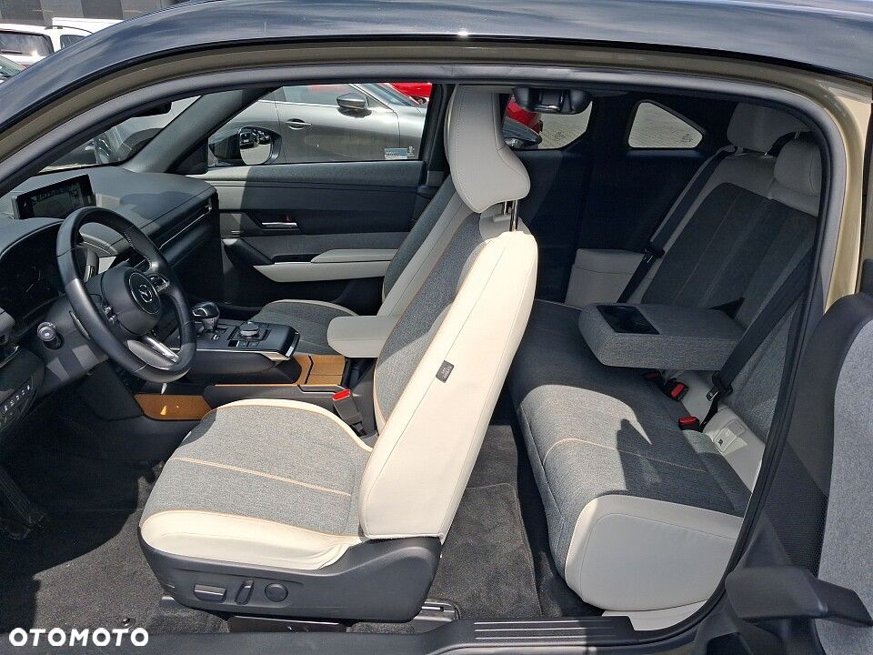 Mazda MX-30 e-SKYACTIV R-EV MAKOTO - 5
