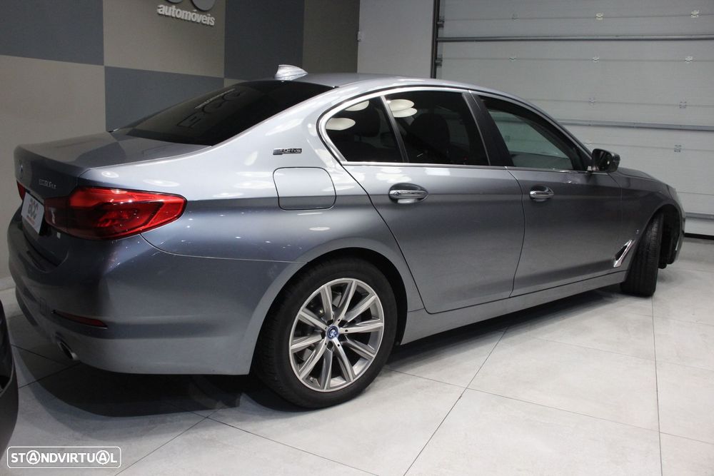 BMW 530 e iPerformance Line Luxury - 4
