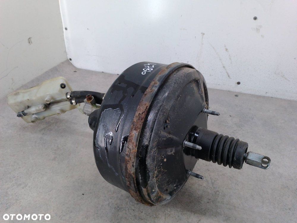 SERWO HAMULCOWE MERCEDES-BENZ VITO W639 A0014300108 0204024701  BOSCH 2.2 - 8