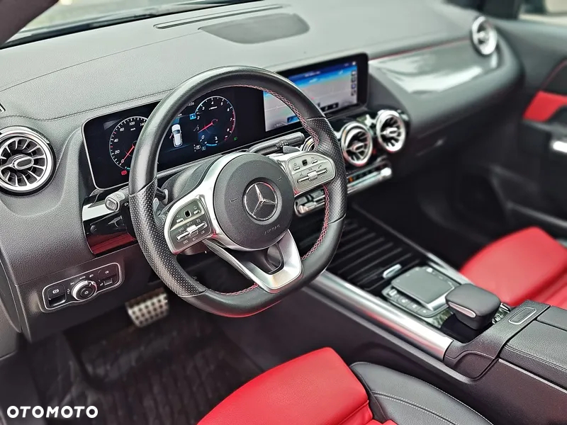 Mercedes-Benz GLA 250 4-Matic AMG Line - 13