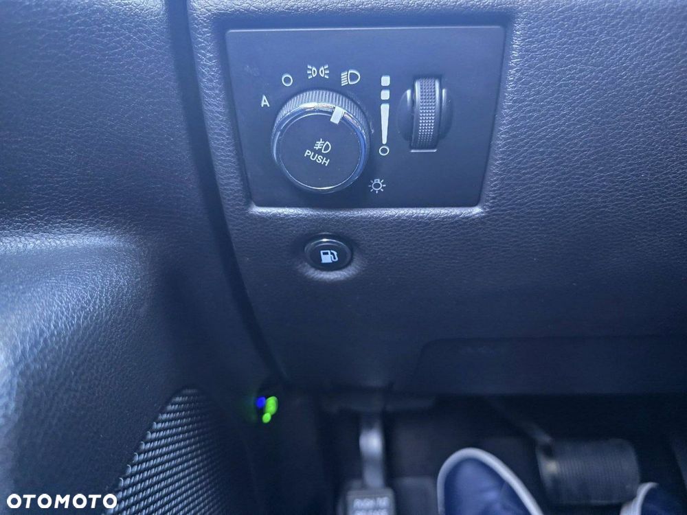 Jeep Grand Cherokee - 11