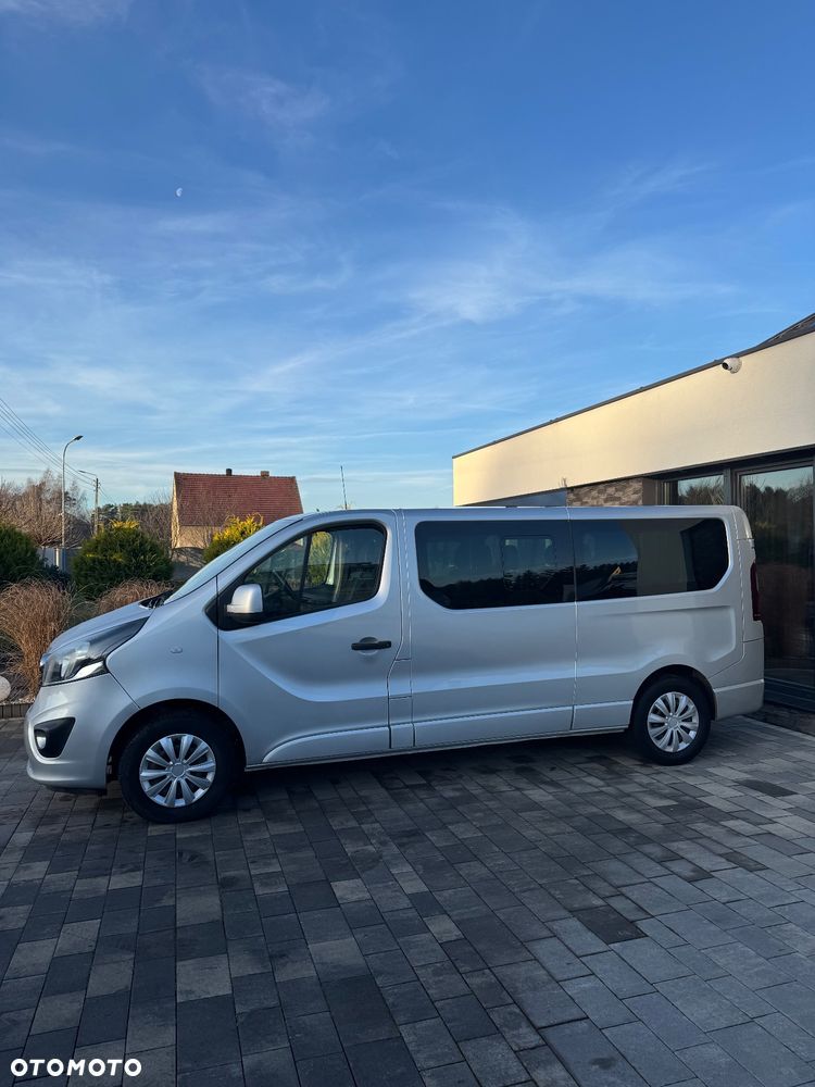 Opel Vivaro L2H1 2,9t Edition - 4