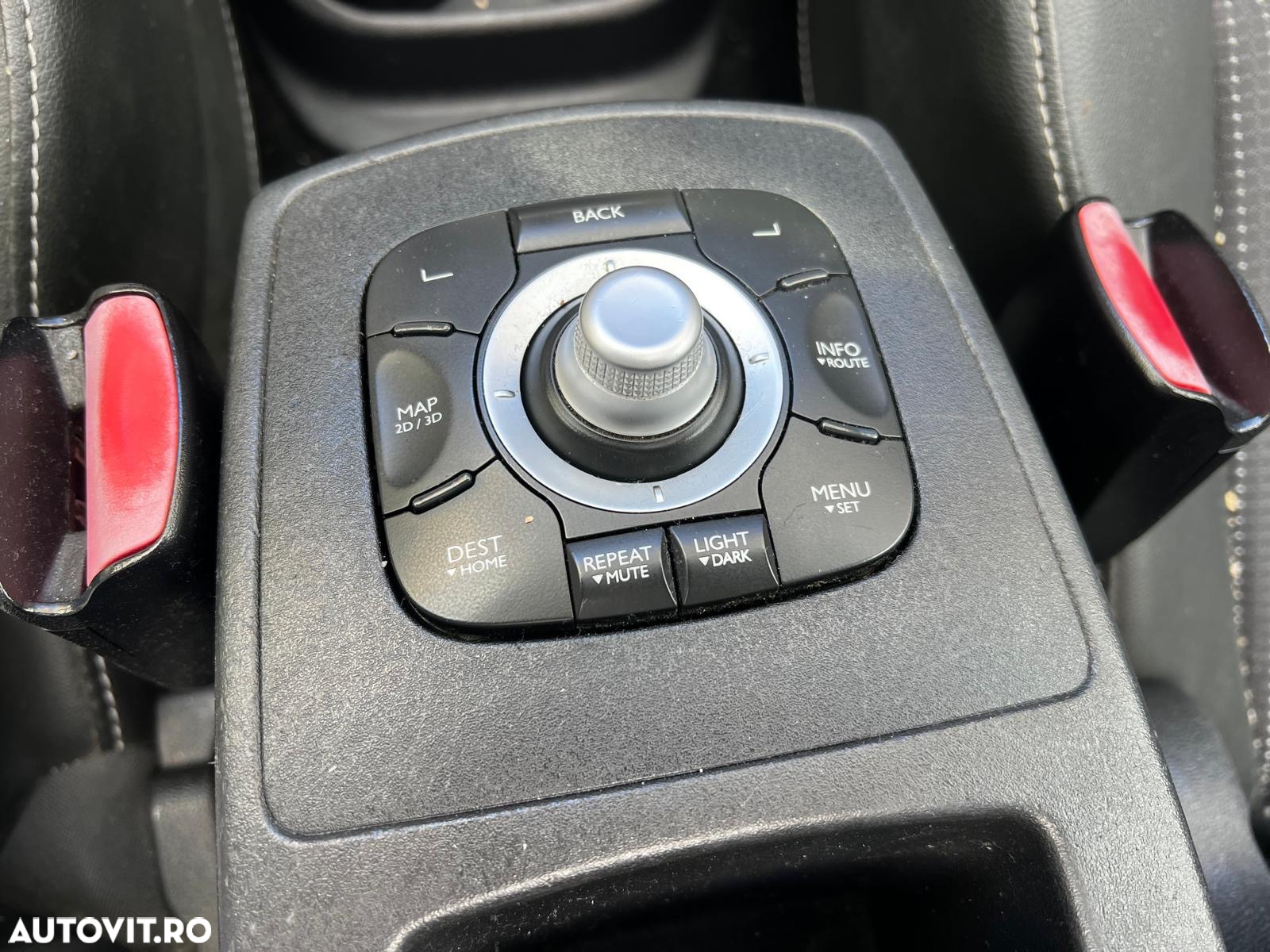 Renault Grand Scenic dCi 130 FAP Start & Stop Bose Edition - 11
