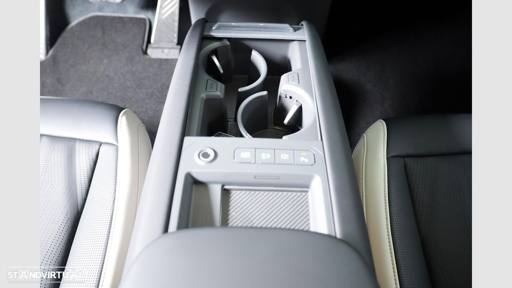 Kia EV9 98.8 kWh GT-Line AWD — fotografia 16