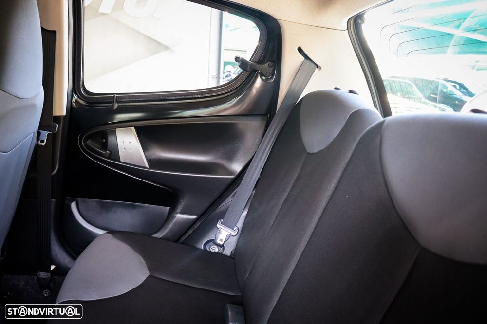 Peugeot 107 1.0 Access - 15