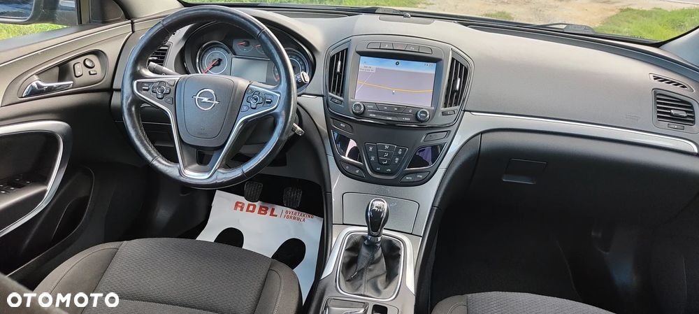 Opel Insignia - 15