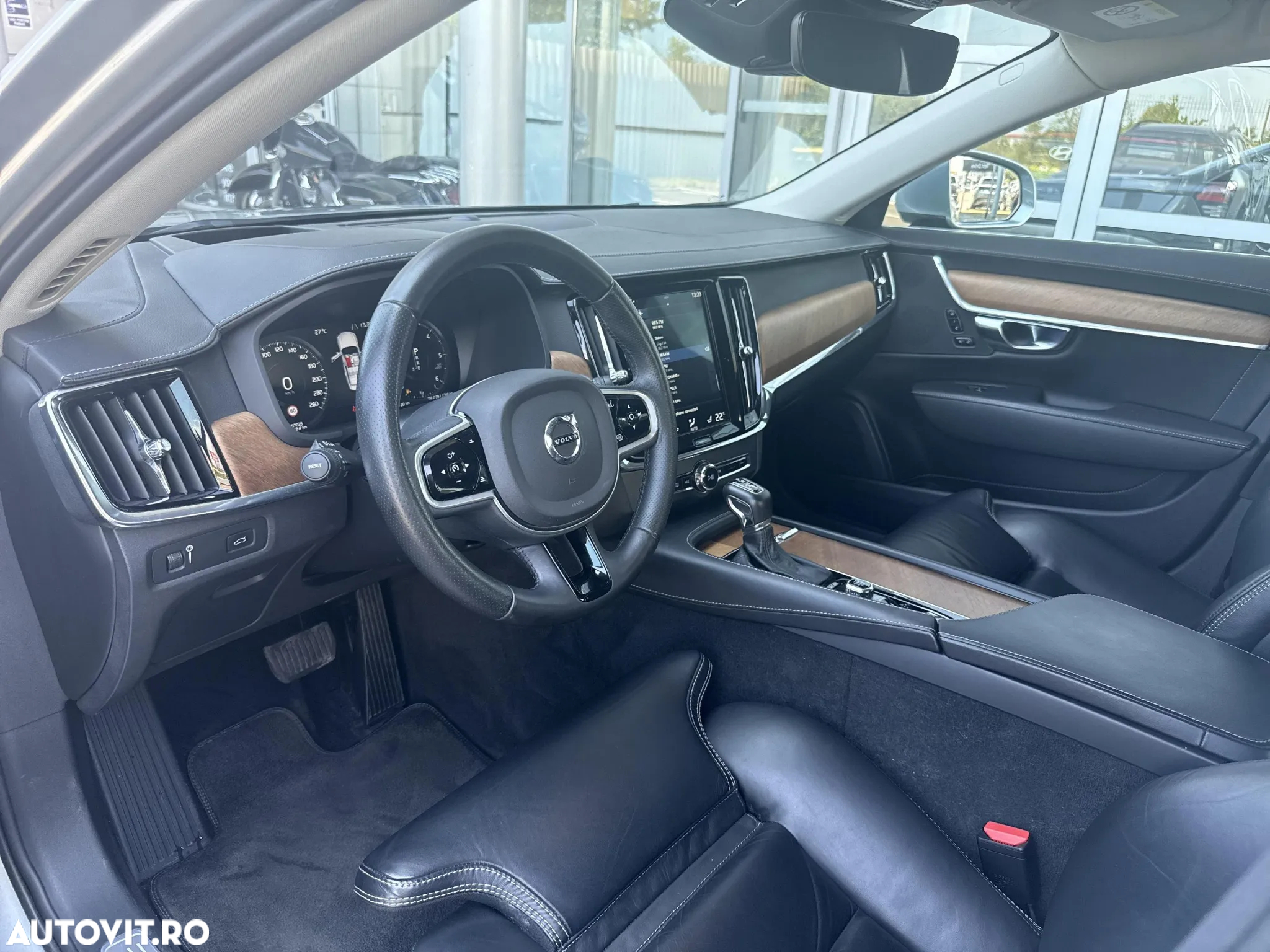 Volvo S90 D4 Inscription - 9