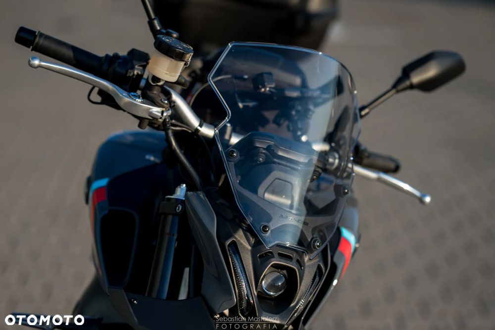 Yamaha MT - 12