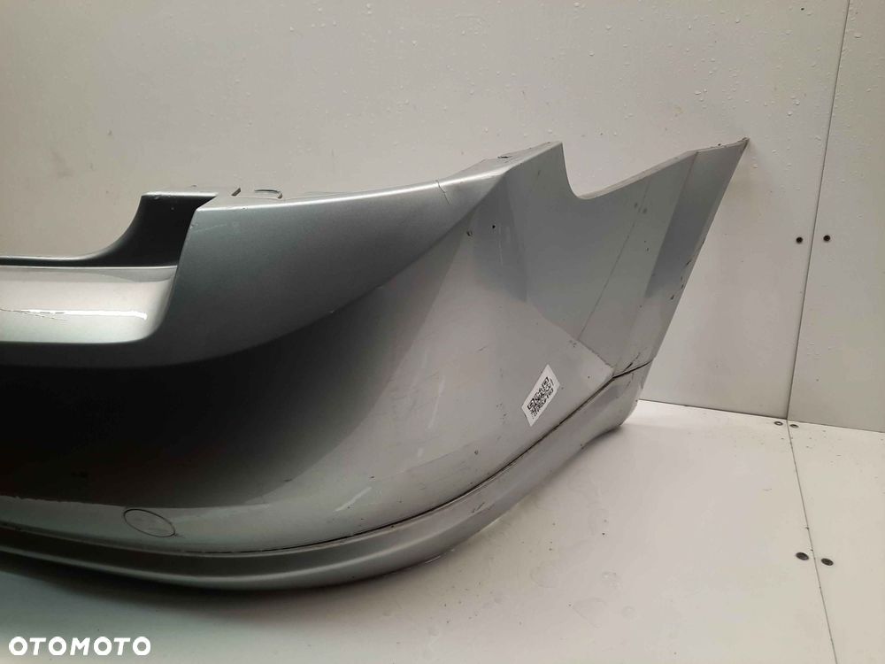^ ZDERZAK TYŁ TYLNY OPEL VECTRA C Z157 SREBRNY SEDAN - 4