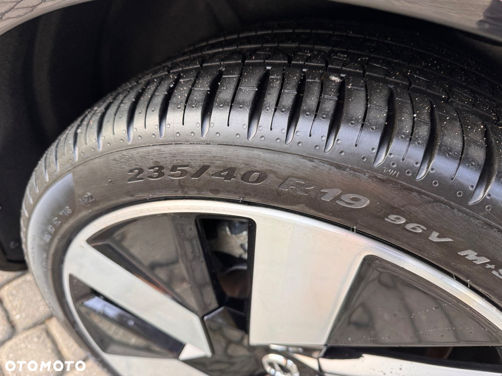 Volvo S60 T8 AWD Plug-In Hybrid Polestar Engineered - 6
