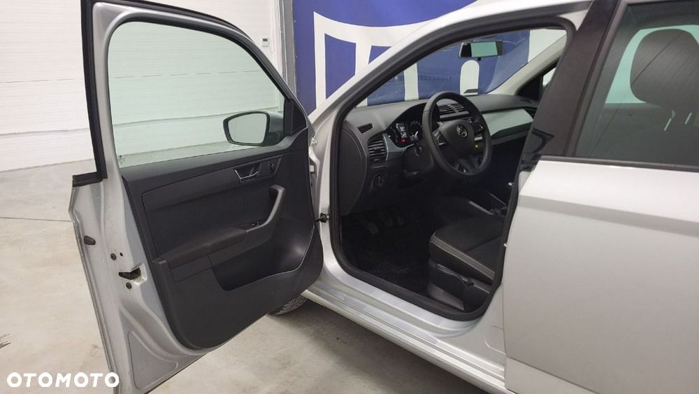 Skoda Fabia 1.0 TSI Ambition - 11