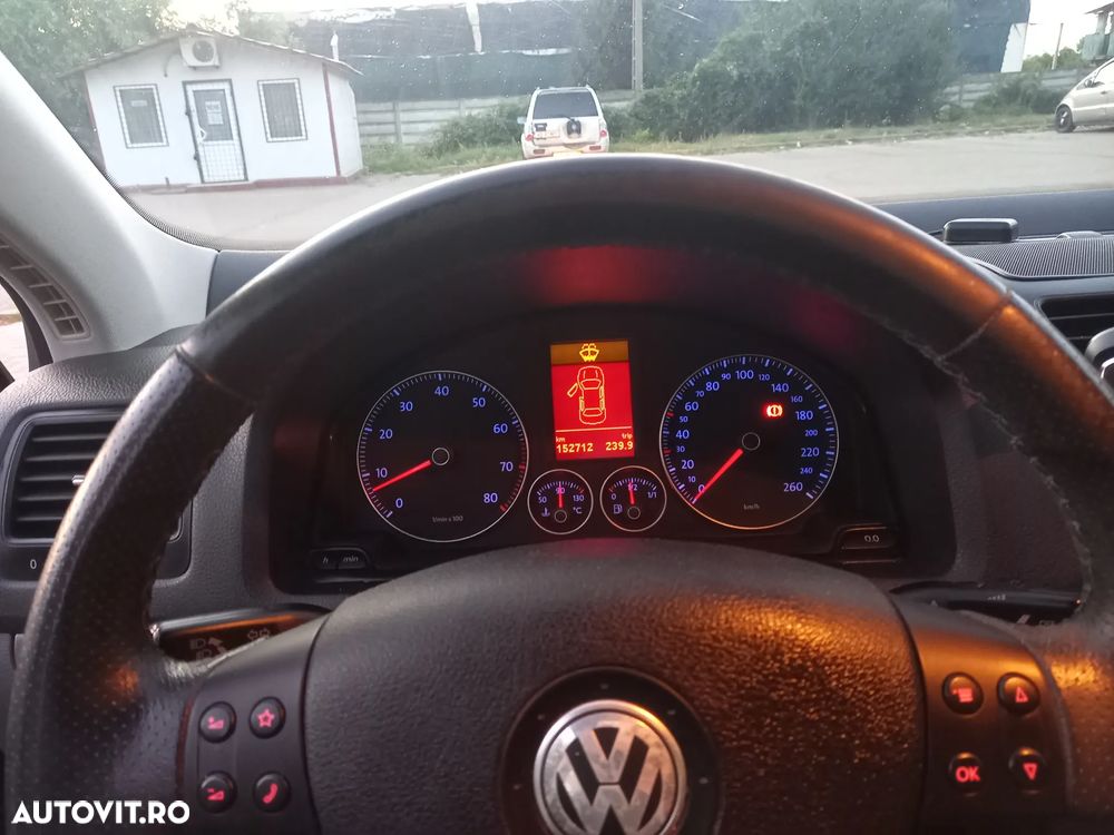 Volkswagen Jetta 1.4 TSI Comfortline - 10