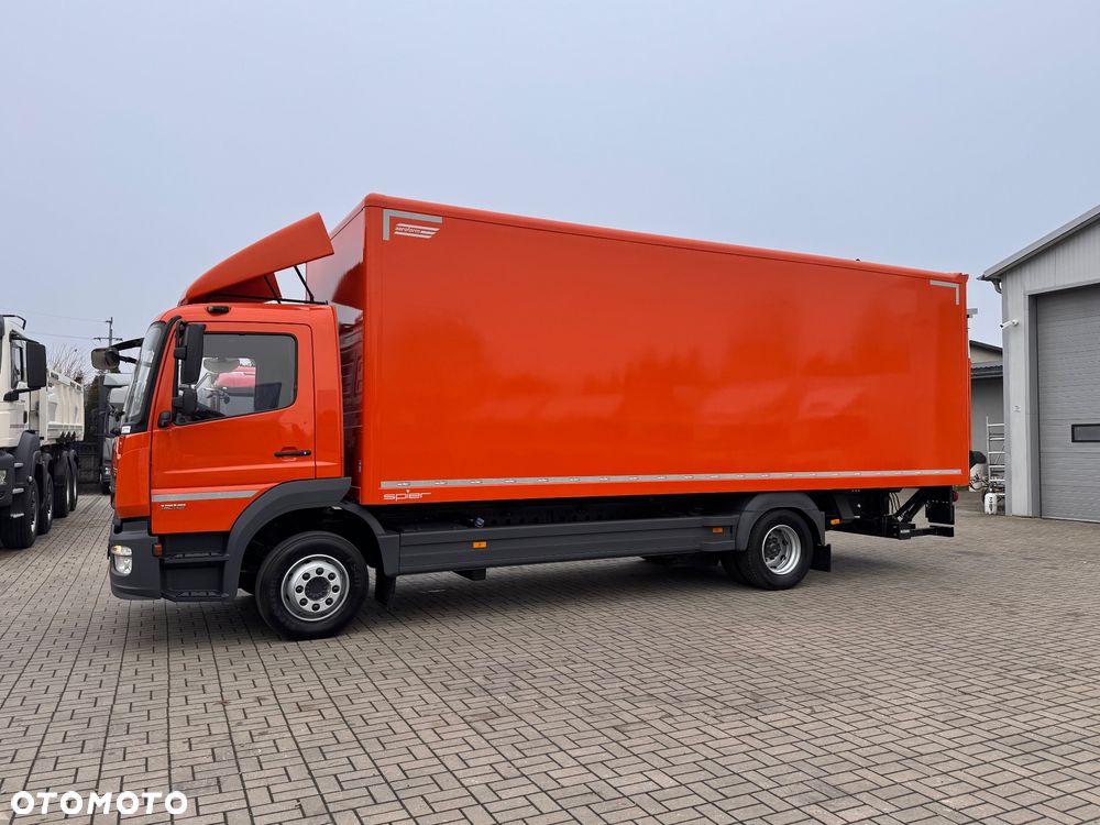 Mercedes-Benz ATEGO - 18