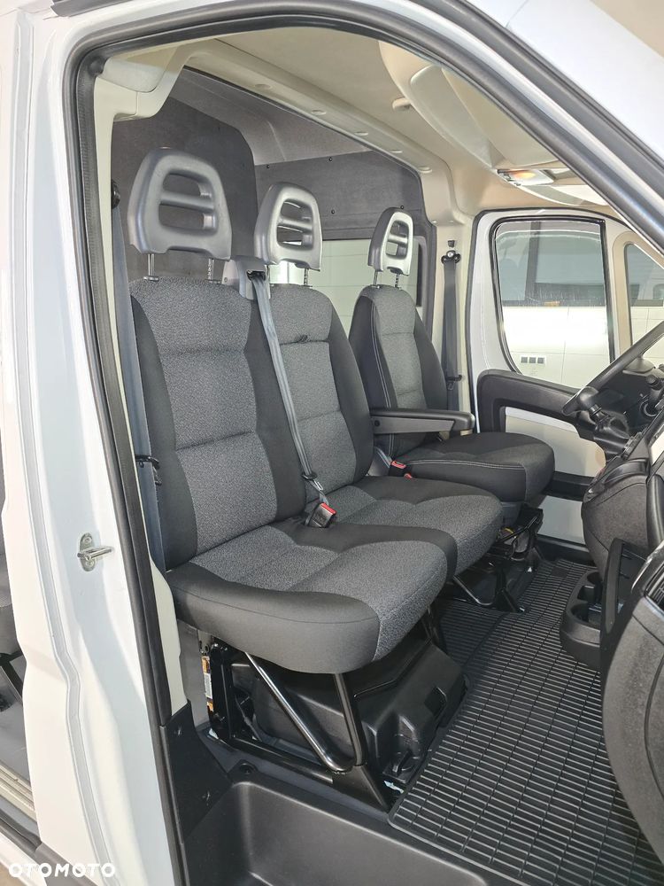 Fiat DUCATO L2H2 7-OSOBOWY ŁADOWNOŚC 1070Kg SILNIK 2,3 IVECO 13O KM SALON PL KLIMA ELEKTRYKA - 30