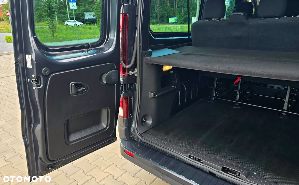 Renault Trafic - 30