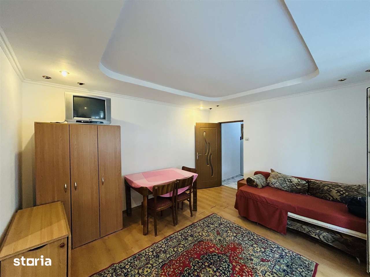 Apartament cu 2 camere, balcon inchis si bucatarie separata | Cedonia — fotografia 1