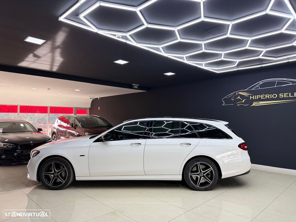 Mercedes-Benz E 300 de AMG Line - 3