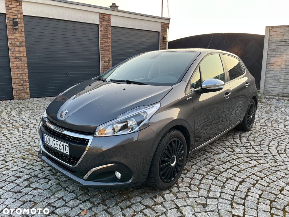 Peugeot 208 - 7