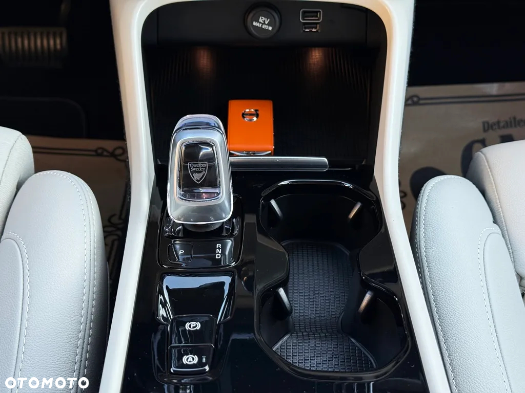 Volvo XC 40 T3 Inscription - 8