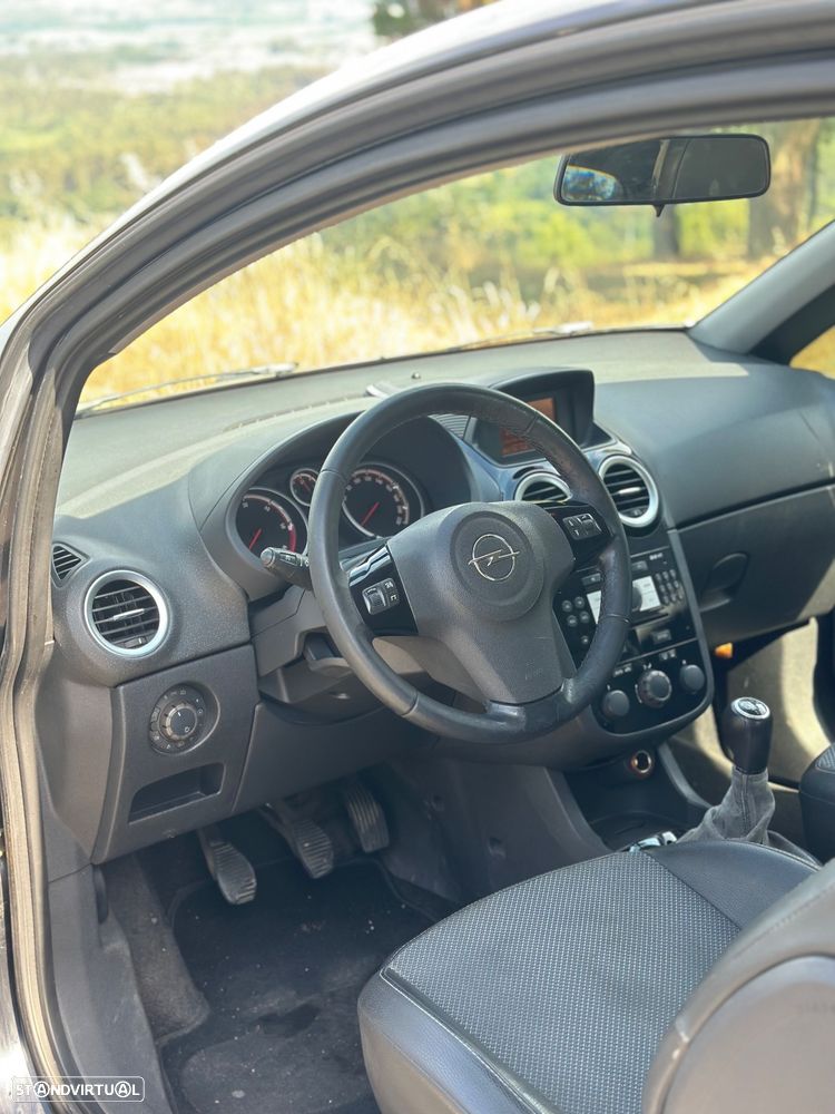 Opel Corsa - 8