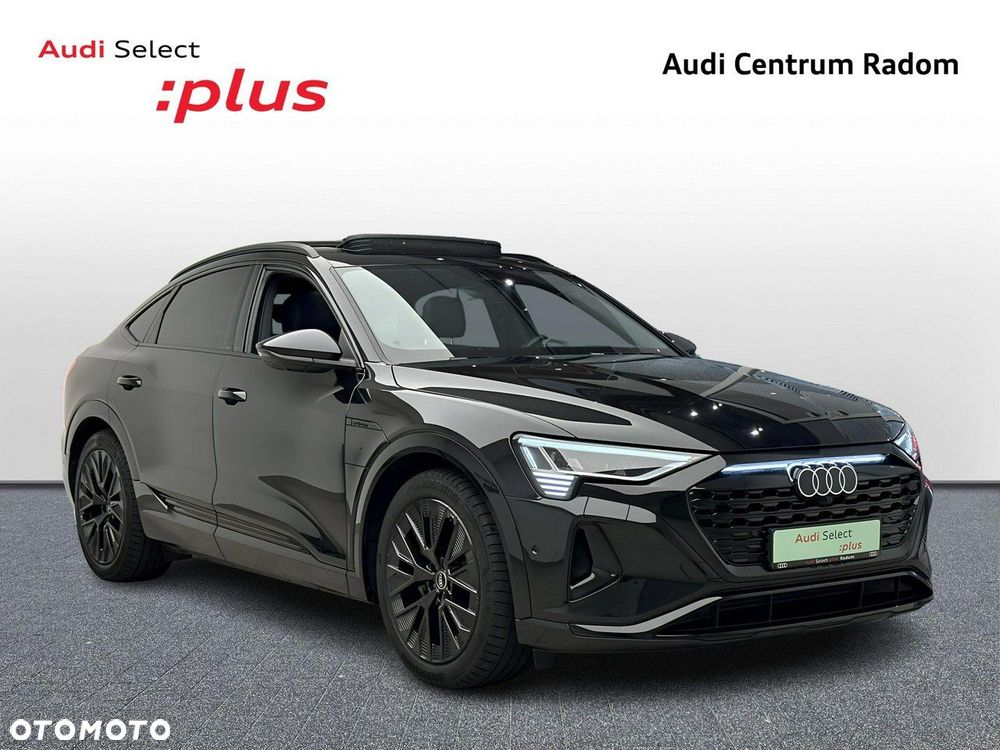 Audi Q8 Sportback e-tron - 8