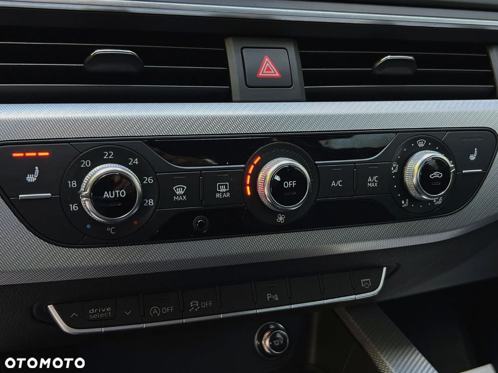 Audi A4 Avant 40 TDI S tronic design - 33