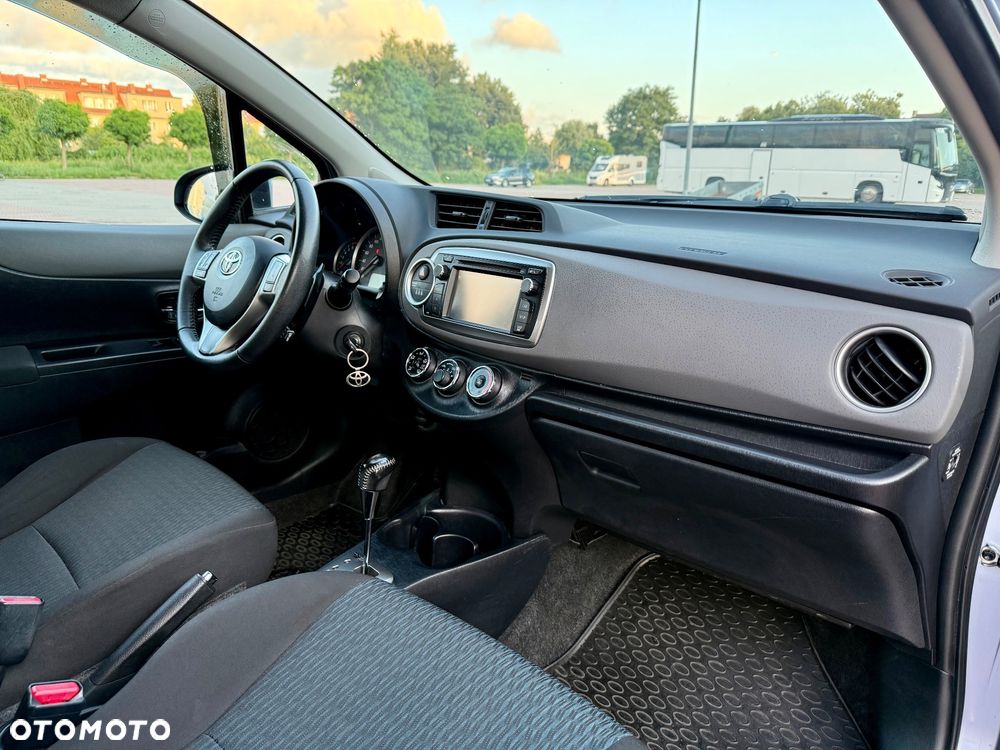 Toyota Yaris 1.33 VVT-i Multidrive S Life - 18
