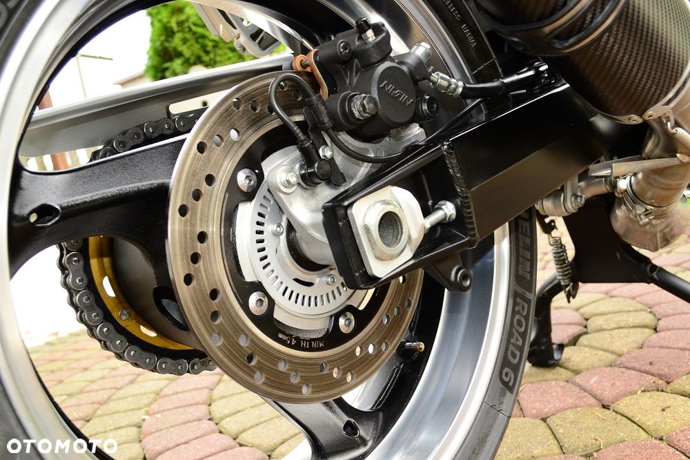 Suzuki Bandit - 25