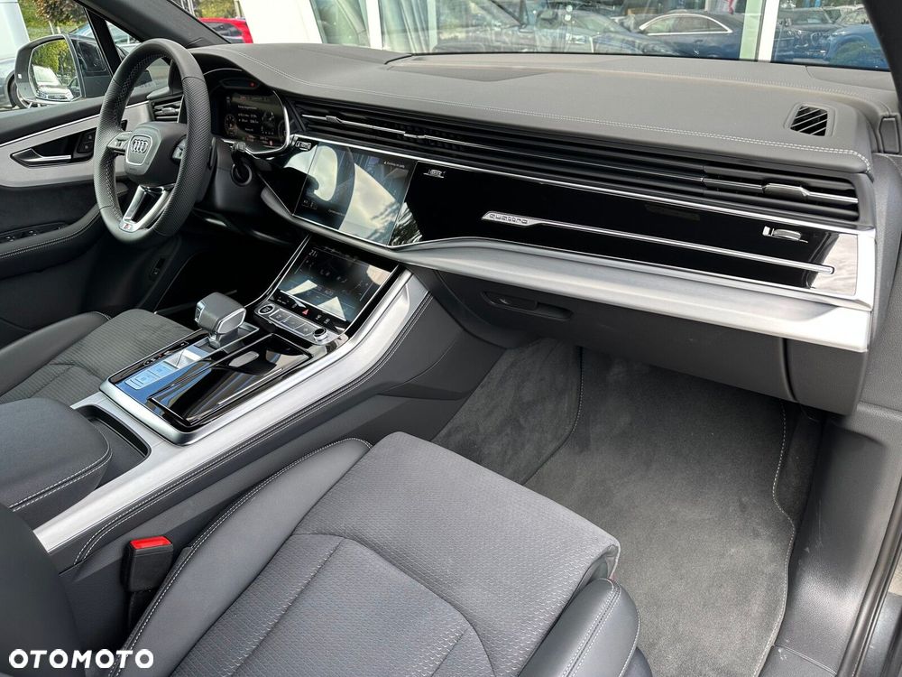 Audi Q7 - 25