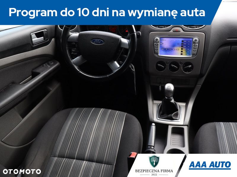 Ford Focus - 8