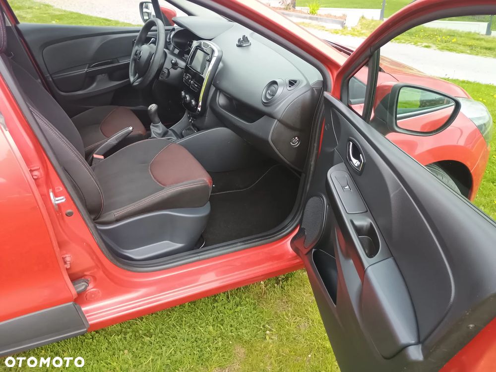 Renault Clio 1.2 16V 75 LIMITED - 25