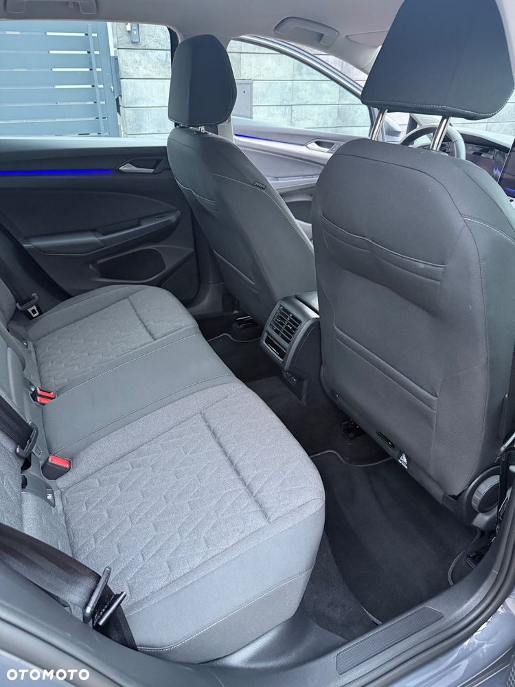 Volkswagen Golf 1.5 eTSI OPF DSG Style - 17
