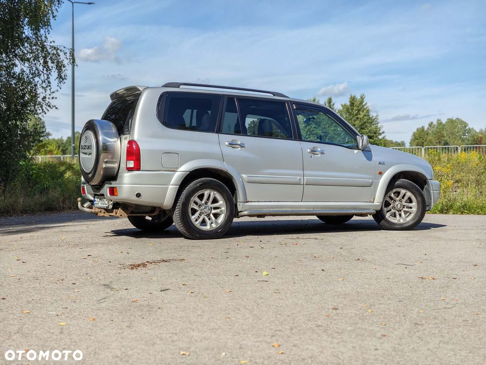 Suzuki Grand Vitara 2.7 V6 7os - 12