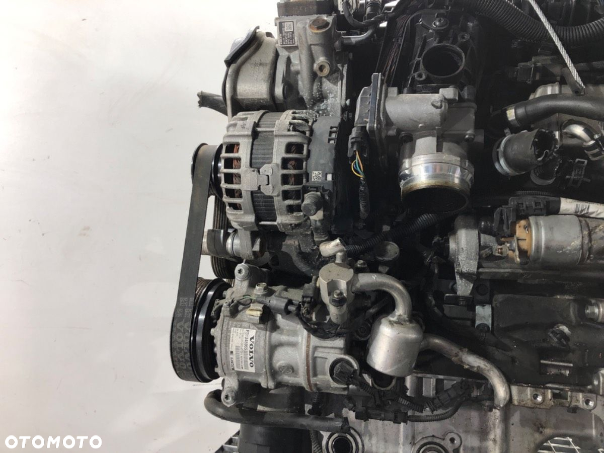 SILNIK KOMPLETNY - 8909.00 PLN - VOLVO V40 liftback (525, 526) 2012 - 2022 D2 88 kW [120 KM] olej - 13