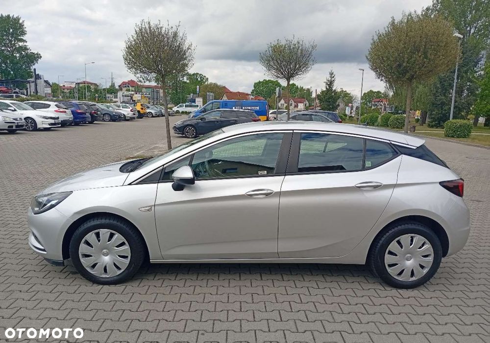 Opel Astra - 11