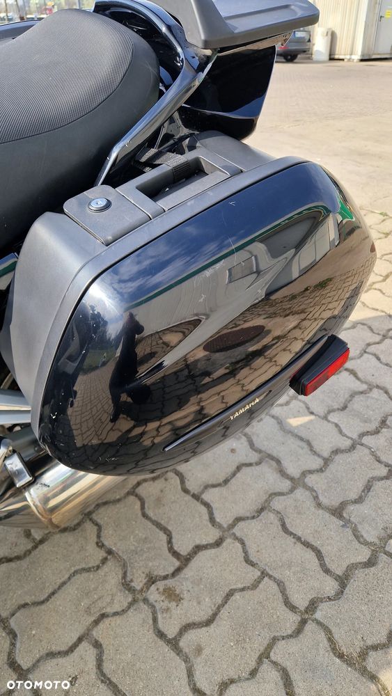 Yamaha FJR - 6