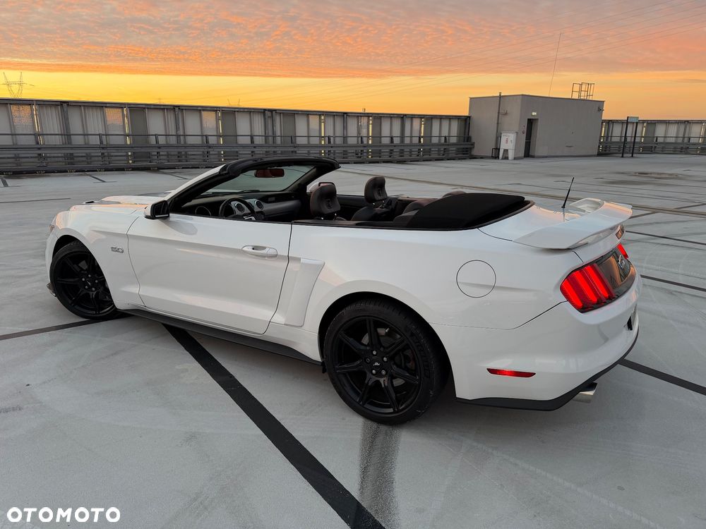 Ford Mustang - 11