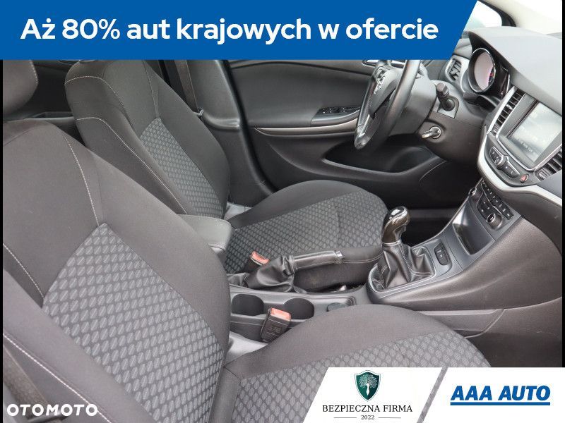 Opel Astra - 10
