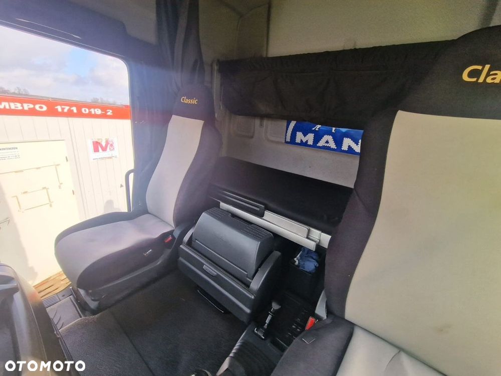 MAN TGS 18.440 4x4 - 11