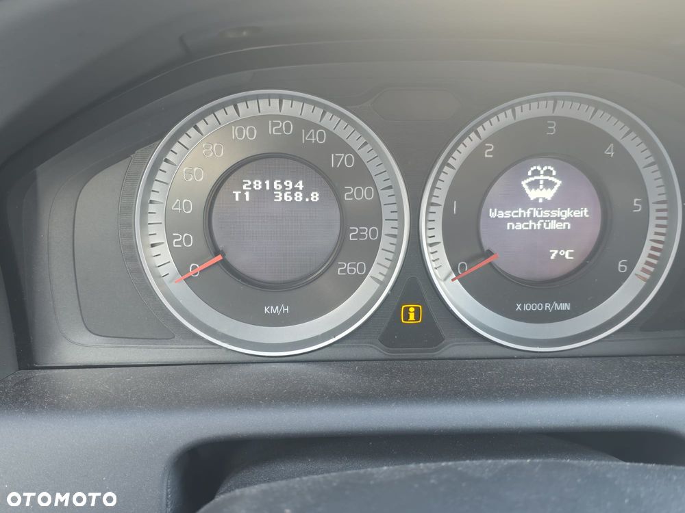 Volvo XC 60 DRIVe Momentum - 11