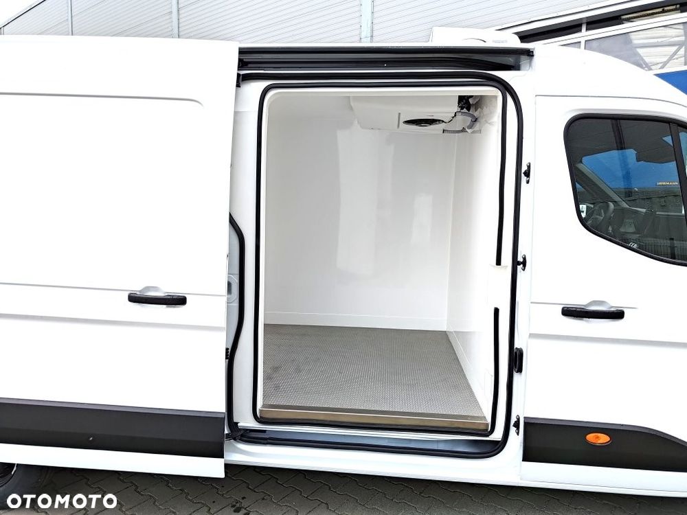 Renault Master - 18