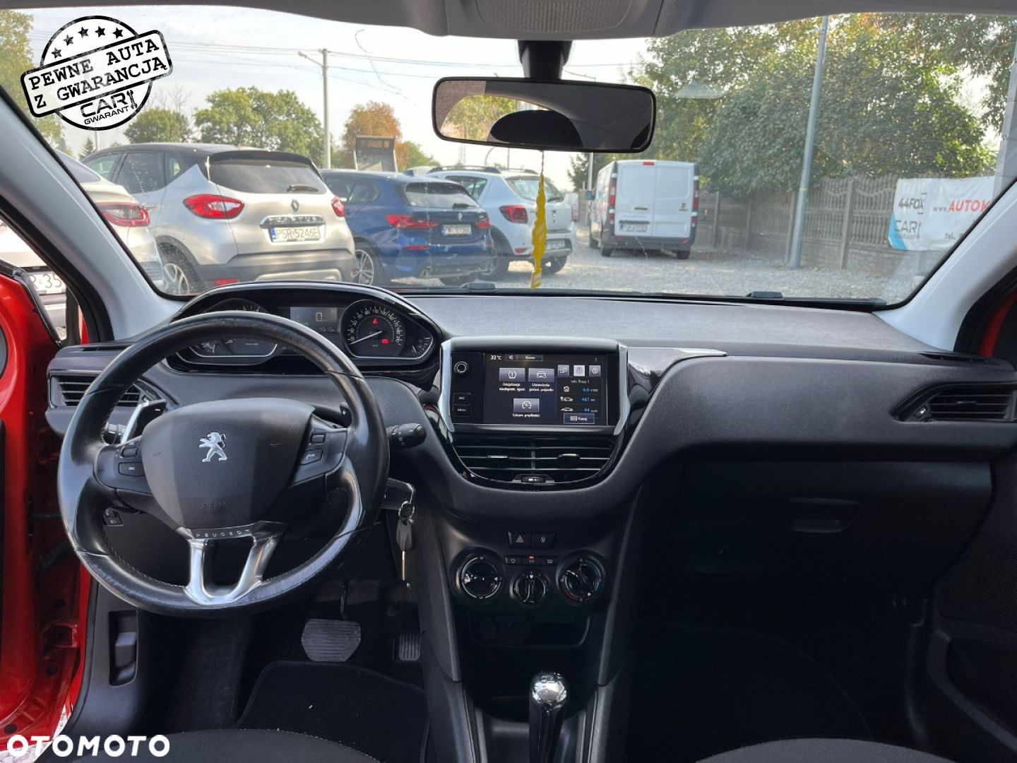 Peugeot 208 - 11