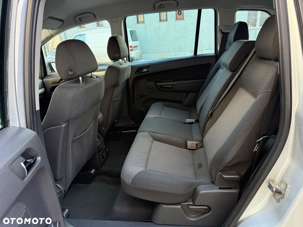 Opel Zafira 1.6 16V Comfort - 17