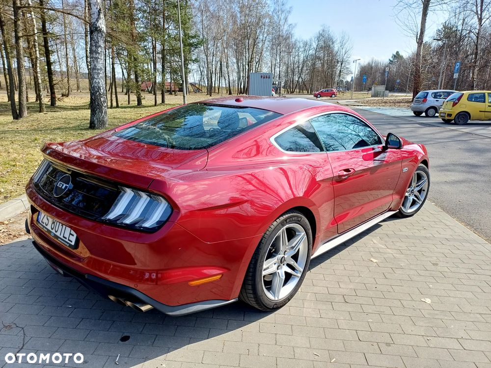 Ford Mustang 5.0 V8 GT - 23