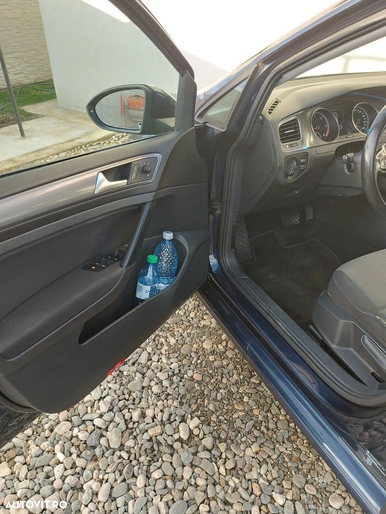 Volkswagen Golf 1.6 TDI BlueMotion Technology DSG Trendline - 22