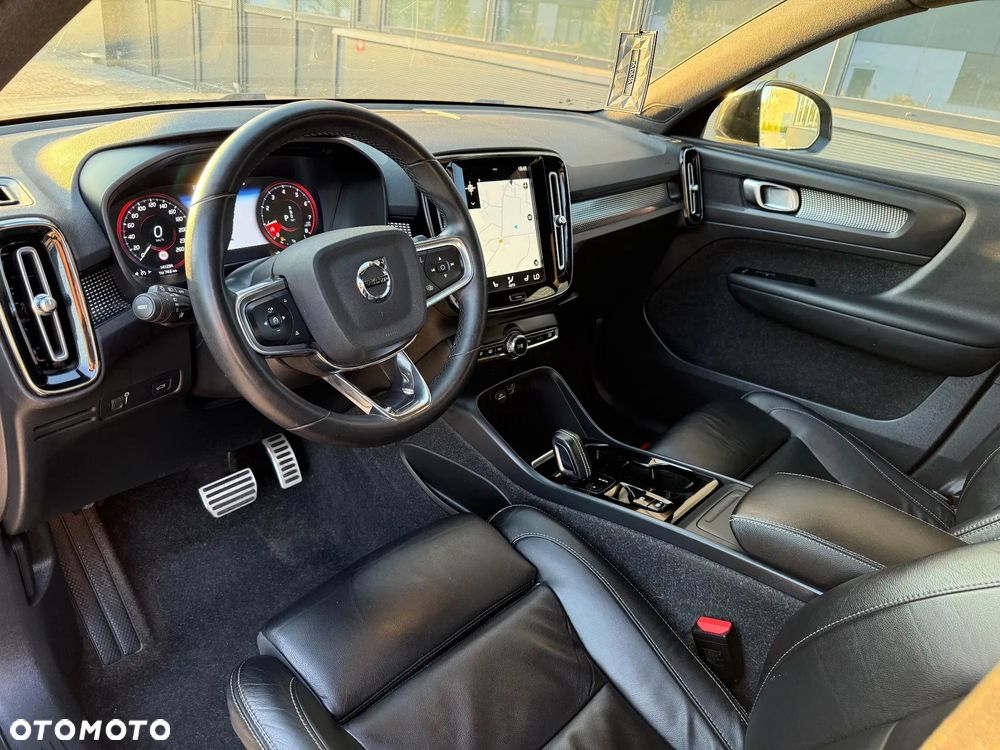 Volvo XC 40 T3 R-Design - 7