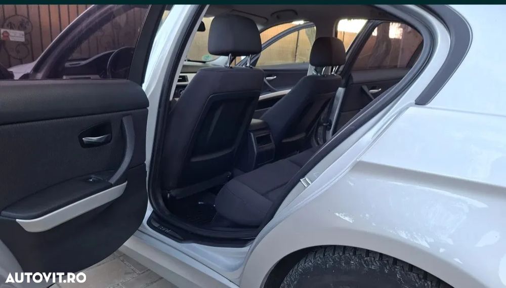 BMW Seria 3 - 8