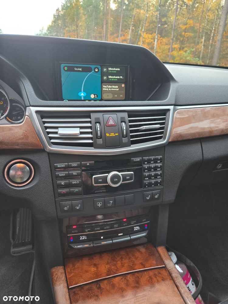 Mercedes-Benz Klasa E 500 4-Matic BlueEff Avantgarde - 9