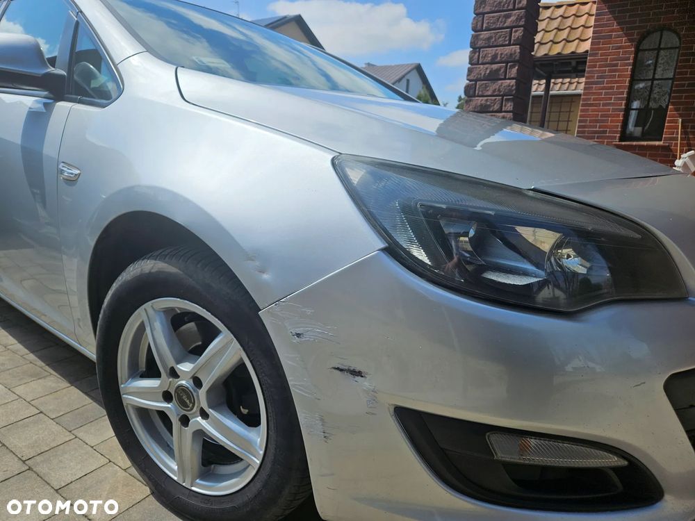 Opel Astra 1.7 CDTI Enjoy - 11